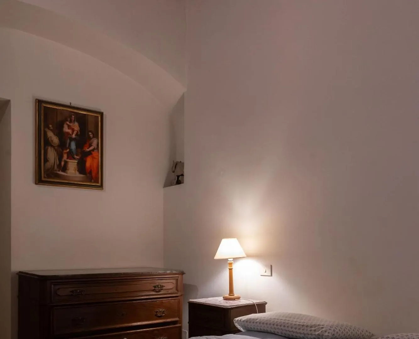 Characteristic Apartment In The Center Of Florence 0*,